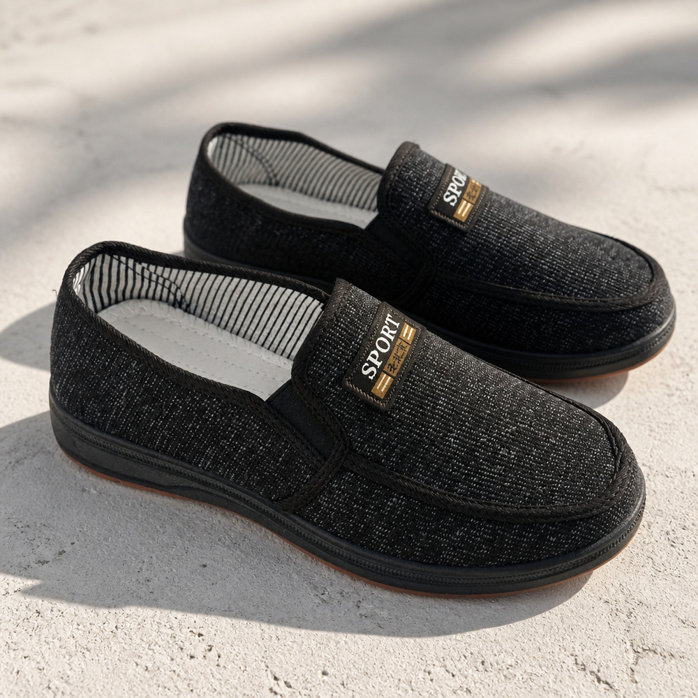 NWOB Men's Sport Canvas Slip-on Loafers Size EU39 US 6-6.5
